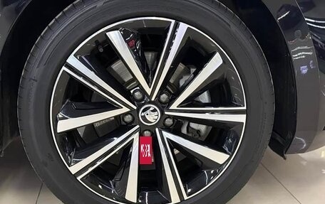 Skoda Superb III рестайлинг, 2025 год, 2 100 000 рублей, 22 фотография