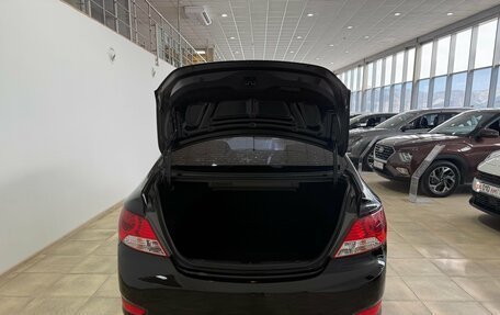 Hyundai Solaris II рестайлинг, 2012 год, 950 000 рублей, 21 фотография