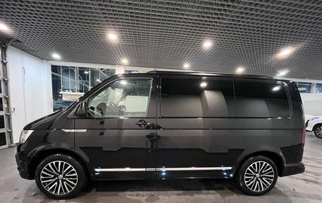Volkswagen Multivan T6 рестайлинг, 2018 год, 4 150 000 рублей, 6 фотография