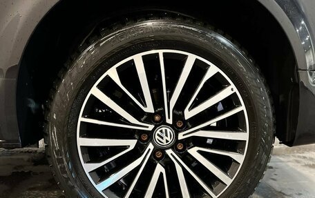 Volkswagen Multivan T6 рестайлинг, 2018 год, 4 150 000 рублей, 17 фотография