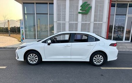 Toyota Corolla, 2023 год, 1 265 000 рублей, 10 фотография