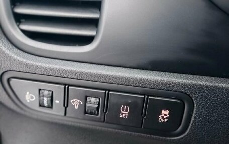 KIA Rio IV, 2018 год, 1 274 000 рублей, 13 фотография