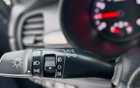 KIA Rio IV, 2018 год, 1 274 000 рублей, 15 фотография