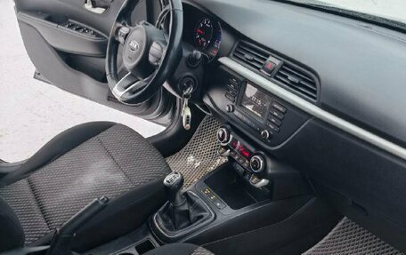 KIA Rio IV, 2018 год, 1 274 000 рублей, 31 фотография