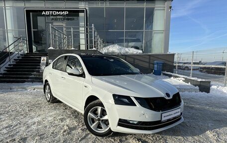 Skoda Octavia, 2018 год, 1 660 000 рублей, 3 фотография