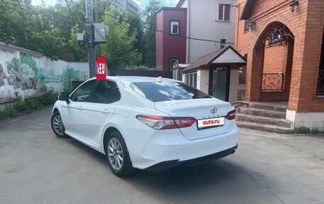 Toyota Camry, 2022 год, 2 760 000 рублей, 2 фотография