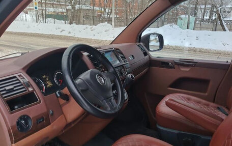 Volkswagen Caravelle T5, 2011 год, 1 850 000 рублей, 6 фотография