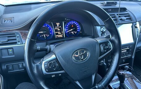 Toyota Camry, 2017 год, 2 600 000 рублей, 9 фотография