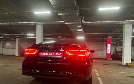 Toyota Camry, 2020 год, 1 900 000 рублей, 8 фотография