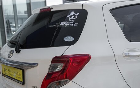 Toyota Vitz, 2015 год, 829 000 рублей, 9 фотография