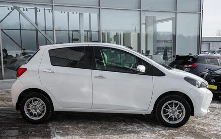 Toyota Vitz, 2015 год, 829 000 рублей, 8 фотография