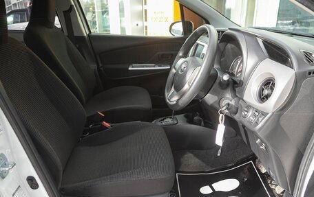 Toyota Vitz, 2015 год, 829 000 рублей, 14 фотография