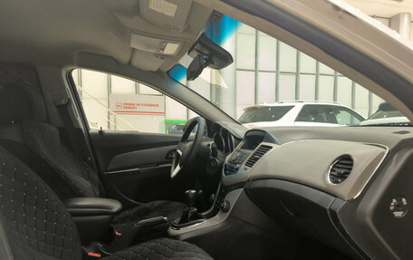 Chevrolet Cruze II, 2011 год, 510 000 рублей, 15 фотография