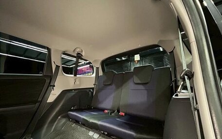 Toyota Wish II, 2012 год, 1 234 000 рублей, 26 фотография