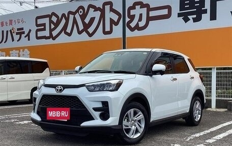 Toyota Raize I, 2022 год, 1 303 000 рублей, 10 фотография