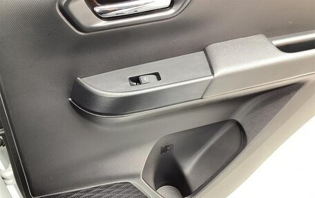 Toyota Raize I, 2022 год, 1 303 000 рублей, 28 фотография