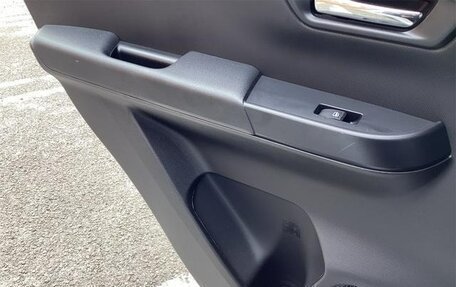 Toyota Raize I, 2022 год, 1 303 000 рублей, 29 фотография