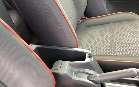 Toyota Raize I, 2022 год, 1 303 000 рублей, 38 фотография