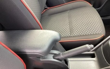 Toyota Raize I, 2022 год, 1 303 000 рублей, 37 фотография