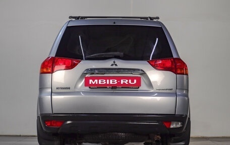 Mitsubishi Pajero Sport II рестайлинг, 2012 год, 1 699 000 рублей, 6 фотография