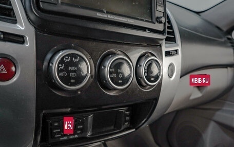 Mitsubishi Pajero Sport II рестайлинг, 2012 год, 1 699 000 рублей, 15 фотография