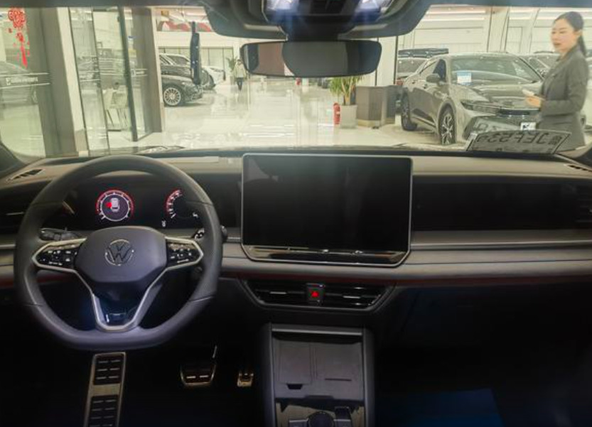 Volkswagen Tharu, 2025 год, 4 780 000 рублей, 10 фотография