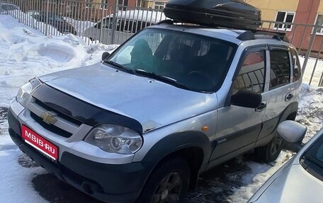 Chevrolet Niva I рестайлинг, 2009 год, 330 000 рублей, 1 фотография