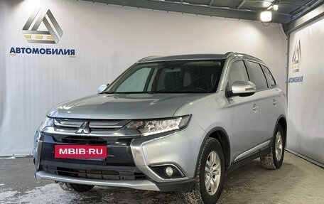 Mitsubishi Outlander III рестайлинг 3, 2017 год, 1 799 000 рублей, 1 фотография