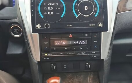 Toyota Camry, 2015 год, 1 900 000 рублей, 15 фотография