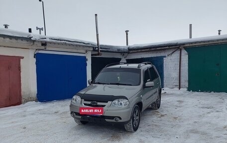 Chevrolet Niva I рестайлинг, 2012 год, 700 000 рублей, 4 фотография