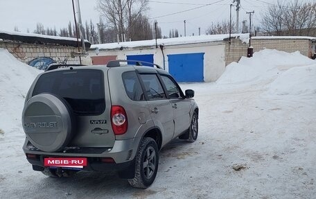 Chevrolet Niva I рестайлинг, 2012 год, 700 000 рублей, 6 фотография