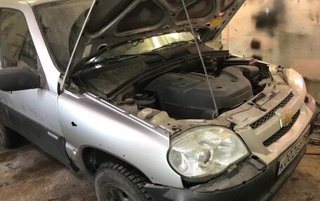 Chevrolet Niva I рестайлинг, 2009 год, 330 000 рублей, 9 фотография