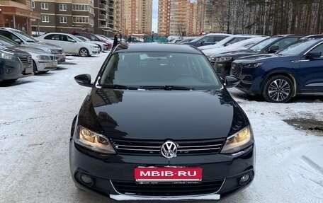 Volkswagen Jetta VI, 2012 год, 950 000 рублей, 11 фотография