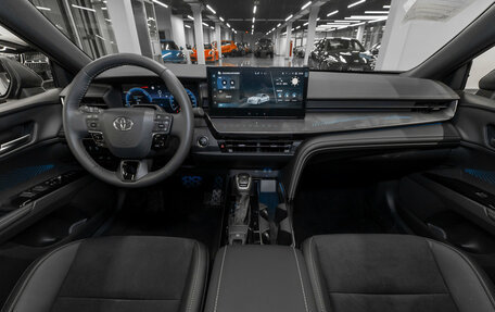 Toyota Camry, 2025 год, 4 300 000 рублей, 8 фотография