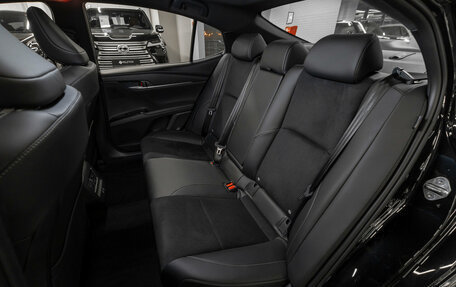 Toyota Camry, 2025 год, 4 300 000 рублей, 14 фотография