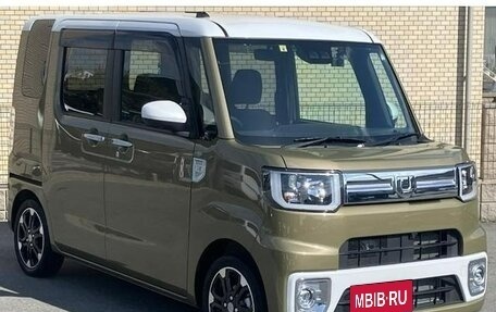 Daihatsu Wake I, 2022 год, 1 044 000 рублей, 17 фотография