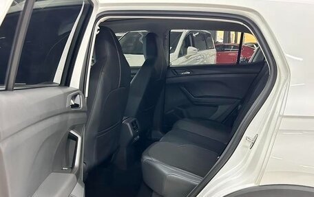 Volkswagen T-Cross I, 2022 год, 1 240 000 рублей, 10 фотография