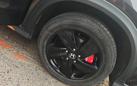 Honda Vezel, 2022 год, 1 900 000 рублей, 5 фотография