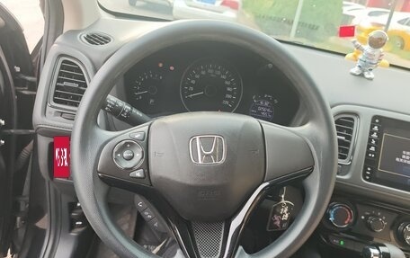 Honda Vezel, 2022 год, 1 900 000 рублей, 9 фотография