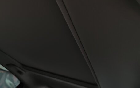 Honda Vezel, 2022 год, 1 900 000 рублей, 14 фотография