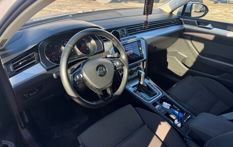 Volkswagen Passat B8 рестайлинг, 2017 год, 1 750 000 рублей, 9 фотография