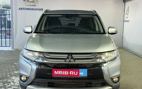 Mitsubishi Outlander III рестайлинг 3, 2017 год, 1 799 000 рублей, 8 фотография