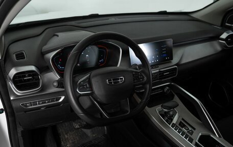 Geely Coolray I, 2022 год, 1 890 000 рублей, 5 фотография