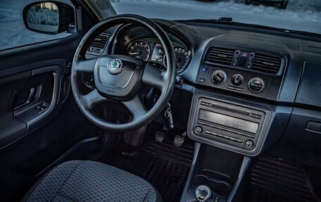 Skoda Fabia II, 2012 год, 631 000 рублей, 17 фотография