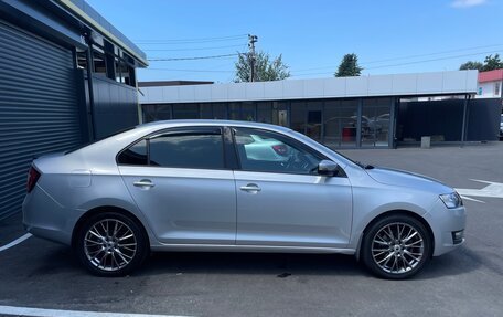 Skoda Rapid I, 2018 год, 1 400 000 рублей, 8 фотография