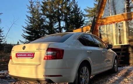 Skoda Octavia, 2018 год, 1 880 000 рублей, 6 фотография