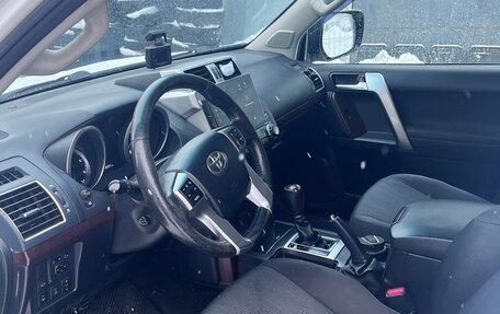 Toyota Land Cruiser Prado 150 рестайлинг 2, 2014 год, 3 144 000 рублей, 17 фотография