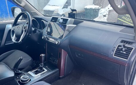 Toyota Land Cruiser Prado 150 рестайлинг 2, 2014 год, 3 144 000 рублей, 12 фотография