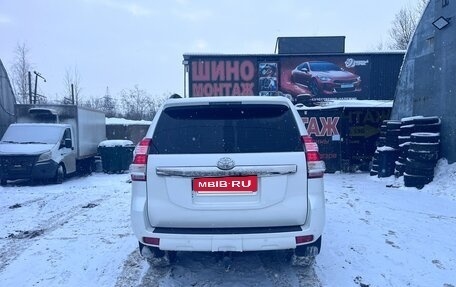 Toyota Land Cruiser Prado 150 рестайлинг 2, 2014 год, 3 144 000 рублей, 9 фотография