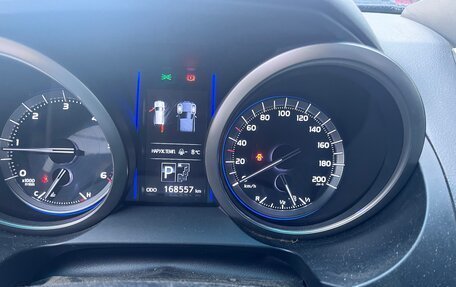 Toyota Land Cruiser Prado 150 рестайлинг 2, 2014 год, 3 144 000 рублей, 21 фотография